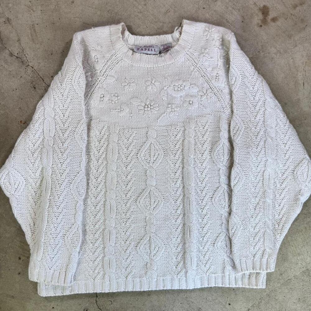 Vintage 1980s90s 3d knit Rope sweater White flowers boxy fit EUC size L